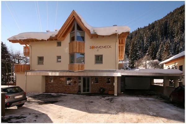 Haus Sonneneck - Ski In & Out Санкт-Антон-ам-Арльберг Экстерьер фото